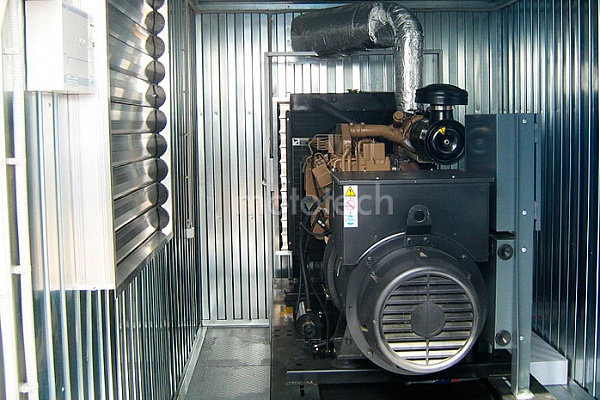 Motor АД500-Т400-R в контейнере с АВР