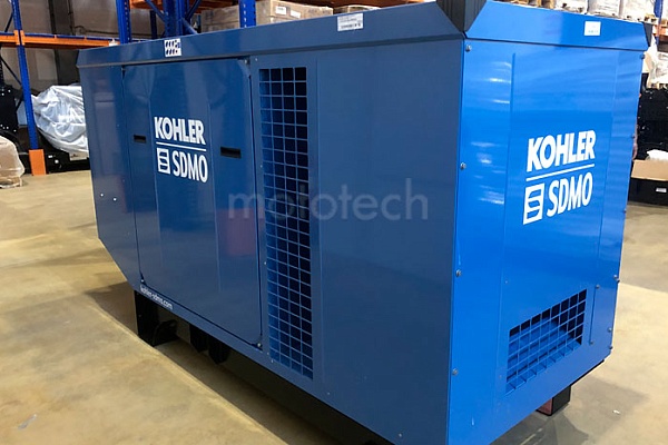 SDMO J110K в кожухе